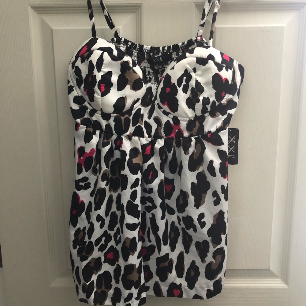 Cheetah Print Top - Picture 3 of 4
